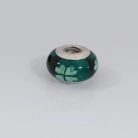 Pandora Murano Glass Four Leaf Clover Kiss Me, I'm Irish Shamrock Bead Charm - Picture 1 of 5